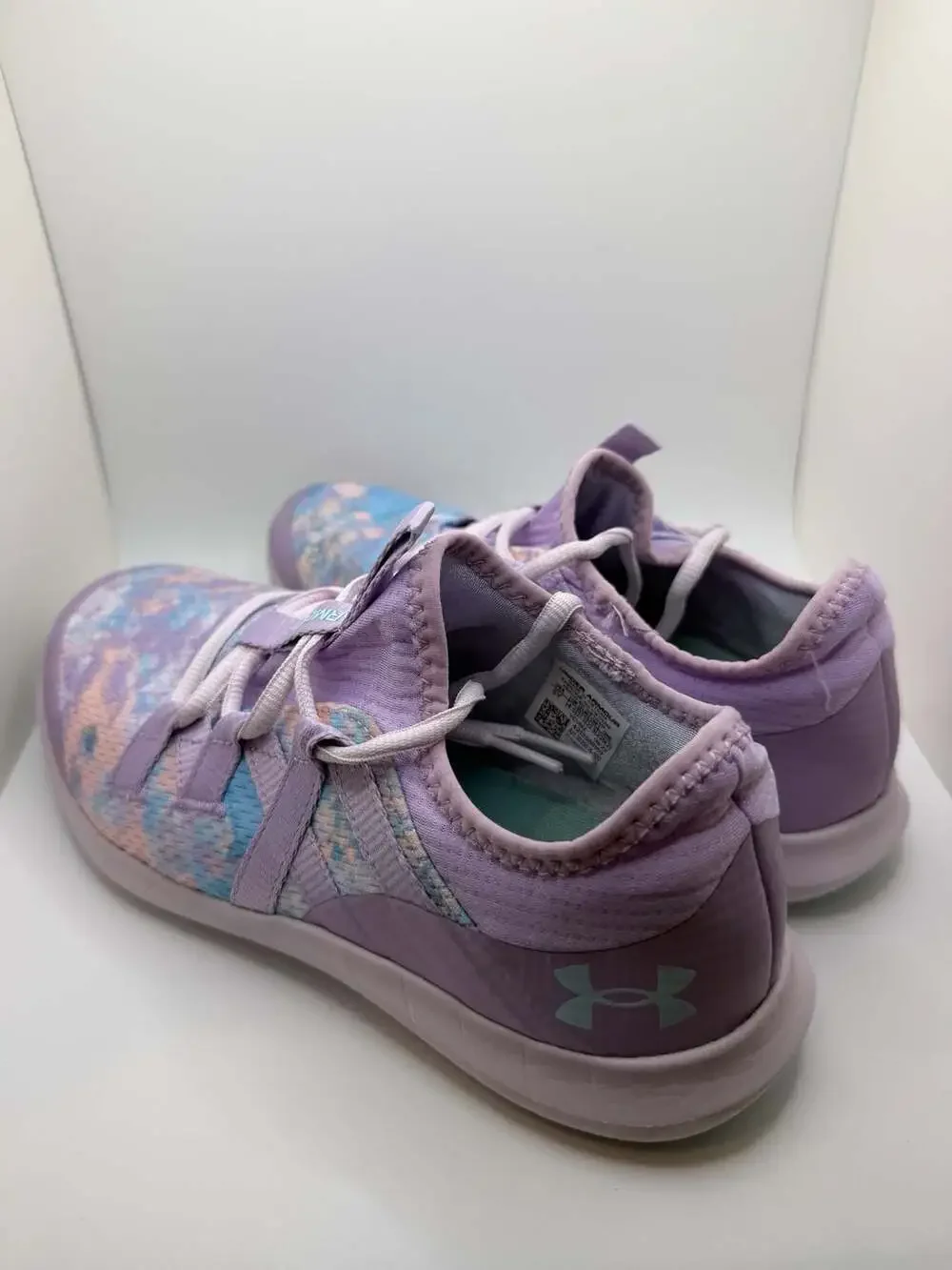 Under Armour Girl's Grade School Infinity 3 Sky Running Shoes